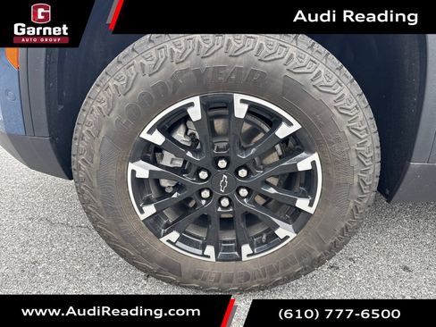 Used 2025 Chevrolet Traverse Z71 w/ Enhanced Driving Package AWD/4WD image 9