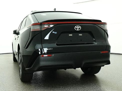 New 2026 Toyota bZ FWD image 7