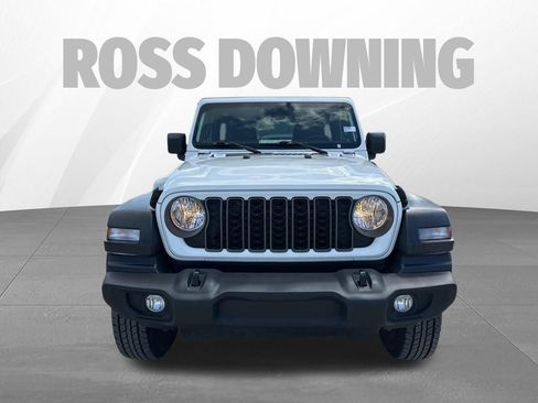 Used 2025 Jeep Wrangler Unlimited Sport AWD/4WD image 2