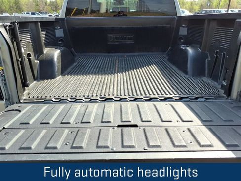 Certified 2025 GMC Sierra 1500 SLT image 26