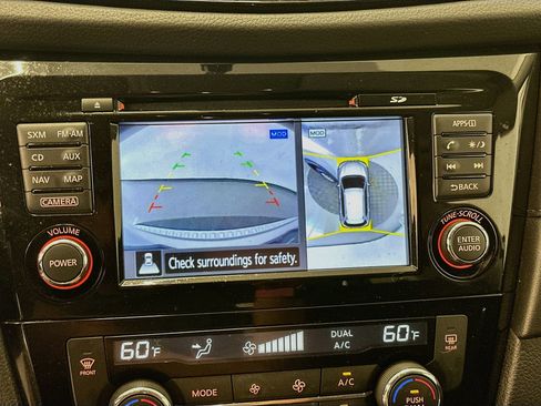 Used 2017 Nissan Rogue SV w/ SV Premium Package AWD/4WD image 23