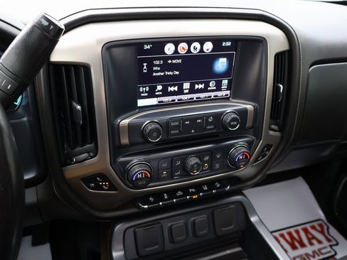 Used 2018 GMC Sierra 2500 Denali w/ Suspension Package, Off-Road image 22