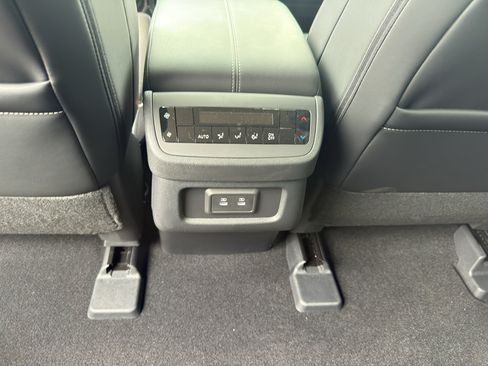 New 2026 Nissan Pathfinder SL AWD/4WD image 31