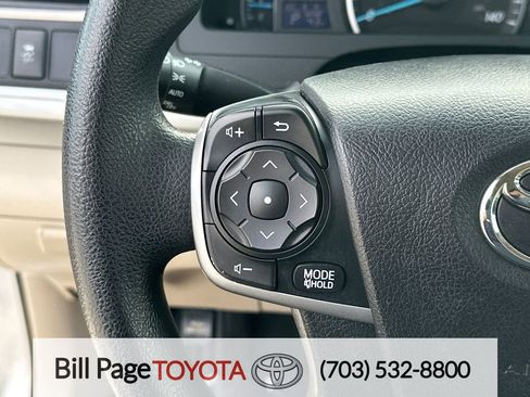 Used 2014 Toyota Camry LE image 20