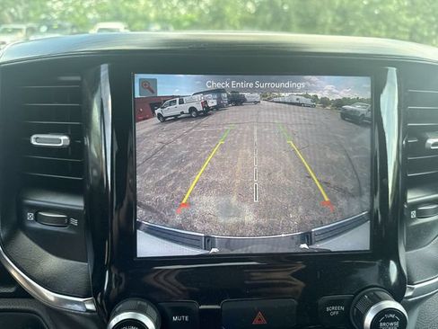 Used 2024 RAM 1500 Laramie AWD/4WD image 25