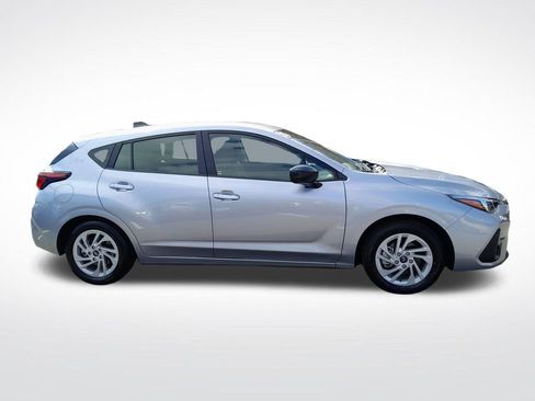 Certified 2025 Subaru Impreza 2.0i image 10