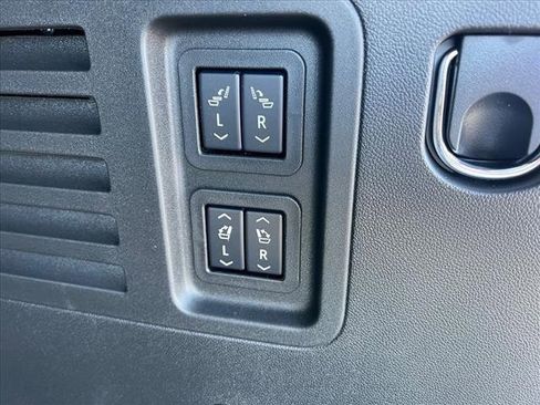 New 2025 Buick Enclave Sport Touring w/ Power Package image 31