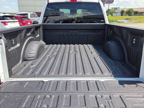 New 2026 Ford F250 Lariat w/ Chrome Package AWD/4WD image 8