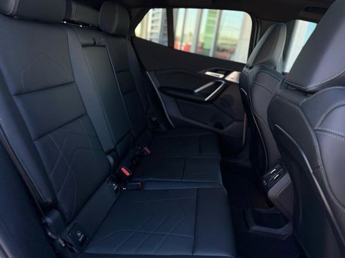 Used 2025 BMW X2 M35i AWD/4WD image 18