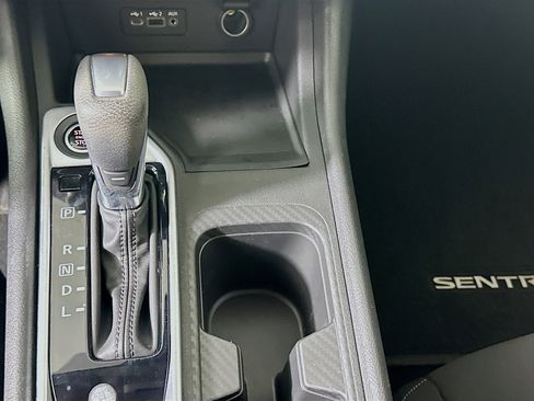 Used 2022 Nissan Sentra SV w/ Trunk Package image 24