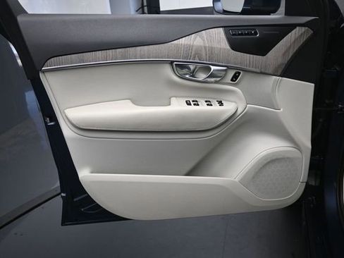 Used 2023 Volvo XC90 B6 Plus w/ Protection Package Premier AWD/4WD image 20