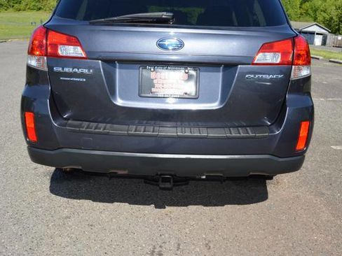 Used 2010 Subaru Outback 2.5i Premium w/ Protection Package 1A image 53