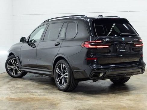 Used 2026 BMW X7 xDrive40i w/ M Sport Package AWD/4WD image 16