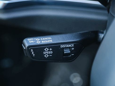 New 2025 Audi Q3 2.0T Premium image 41