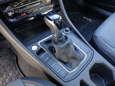 New 2026 Volkswagen Jetta SEL image 24