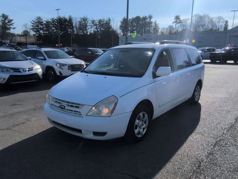 Used 2008 Kia Sedona LX image 4