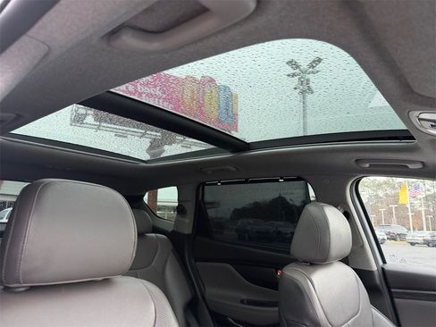 Used 2019 Hyundai Santa Fe Limited image 18