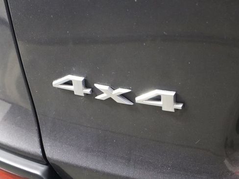 Used 2019 Jeep Cherokee Limited AWD/4WD image 47