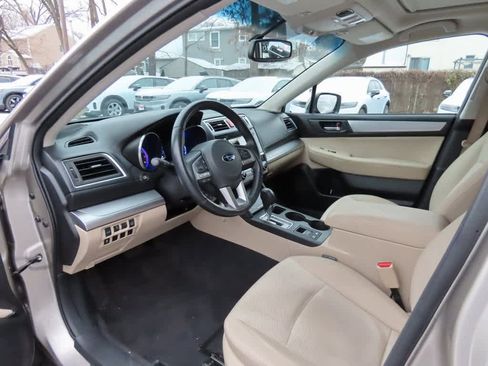 Used 2016 Subaru Outback 2.5i Premium image 2