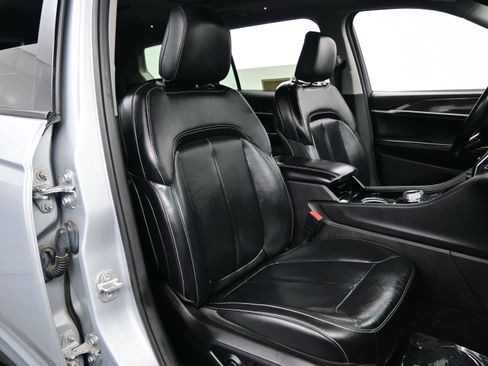 Used 2021 Jeep Grand Cherokee L Limited AWD/4WD image 15