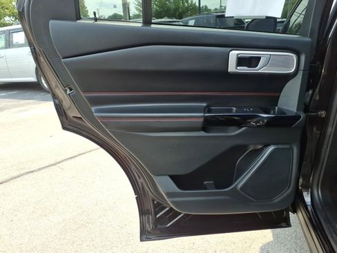 Certified 2023 Ford Explorer ST-Line w/ Class IV Trailer Tow Package AWD/4WD image 25