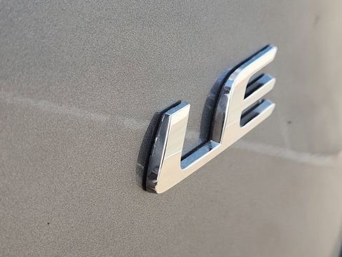 Used 2024 Toyota Corolla LE FWD image 7