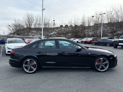 Used 2022 Audi A4 2.0T Premium Plus w/ Premium Plus Package image 10