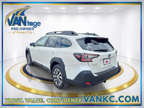 Certified 2023 Subaru Outback Premium AWD/4WD image 9
