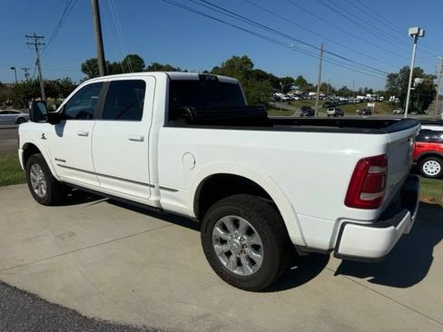 Used 2024 RAM 2500 Limited AWD/4WD image 7