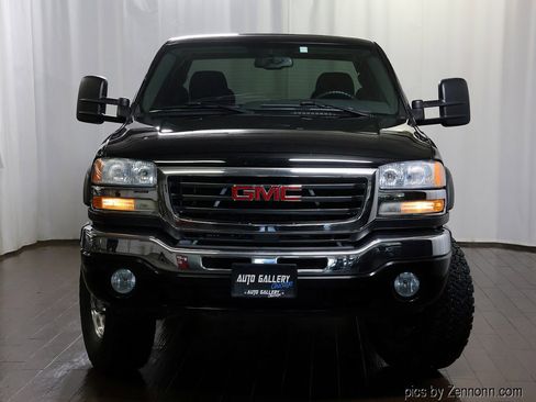 Used 2006 GMC Sierra 2500 SLE w/ Snow Plow Prep Package image 5