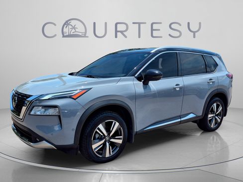 Certified 2021 Nissan Rogue Platinum FWD image 1