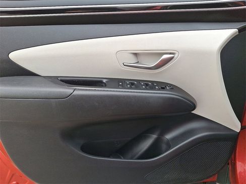 Used 2022 Hyundai Tucson SEL w/ Cargo Package image 13