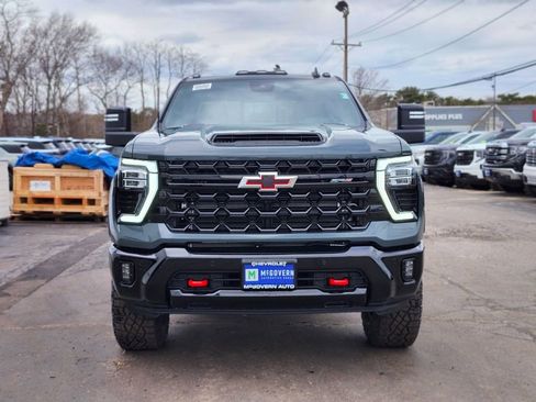 New 2026 Chevrolet Silverado 2500 ZR2 image 8