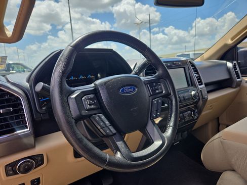Used 2015 Ford F150 XLT w/ Equipment Group 302A Luxury RWD image 14