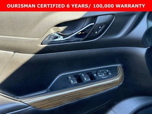 Certified 2023 GMC Acadia SLE w/ Driver Convenience Package image 18