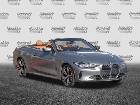 Certified 2023 BMW 430i Convertible w/ Premium Package image 2