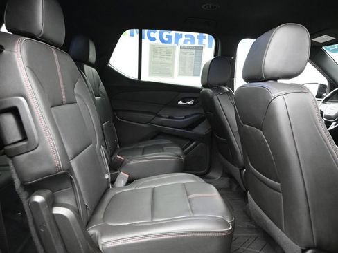Certified 2023 Chevrolet Traverse RS w/ LPO, Floor Liner Package image 9