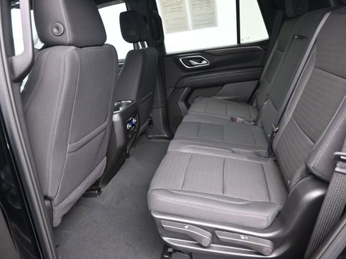 Used 2024 Chevrolet Tahoe LS image 11