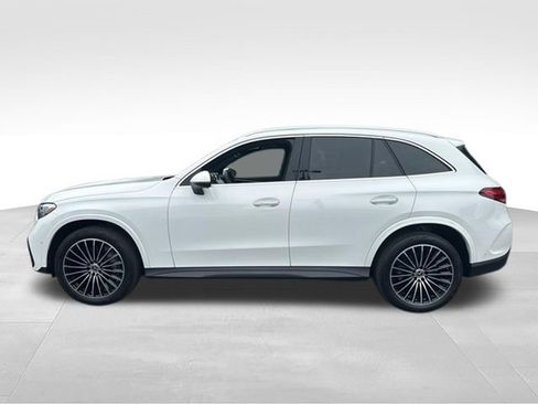 Certified 2025 Mercedes-Benz GLC 300 4MATIC image 3