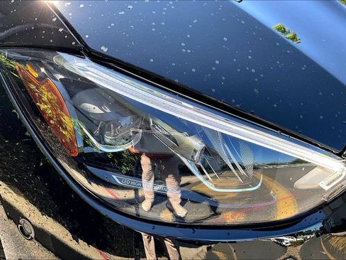Used 2026 Mercedes-Benz C 300 4MATIC Sedan image 31