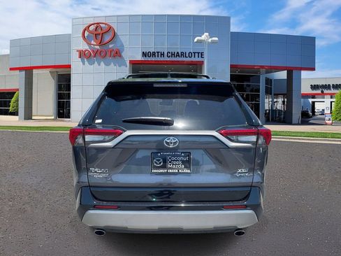 Used 2025 Toyota RAV4 XSE w/ Weather Package AWD/4WD image 7