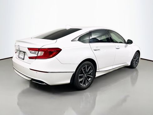 Used 2022 Honda Accord EX-L image 4