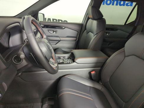 New 2025 Honda Pilot TrailSport image 16