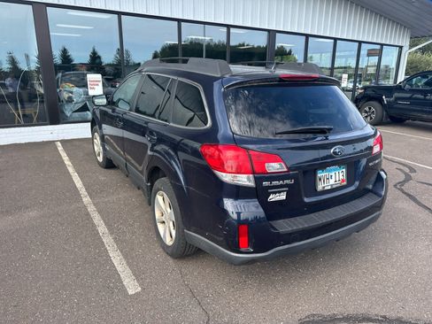 Used 2014 Subaru Outback 2.5i Premium AWD/4WD image 5