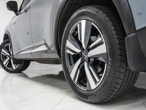 Used 2022 Nissan Rogue SL w/ SL Premium Package image 10