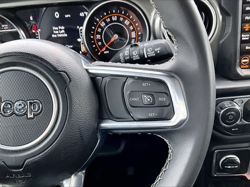 Used 2023 Jeep Wrangler Sahara image 26