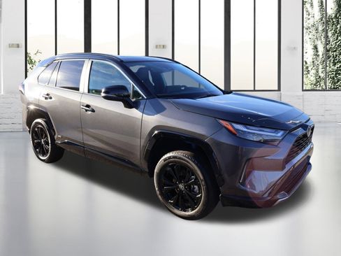 Used 2023 Toyota RAV4 XSE image 3
