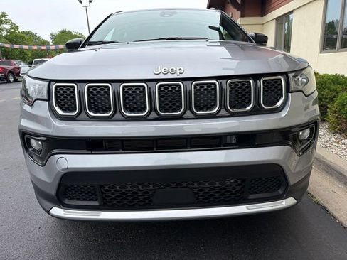 Used 2023 Jeep Compass Limited AWD/4WD image 21