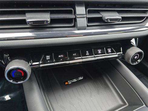 New 2026 Chevrolet Equinox EV RS image 26