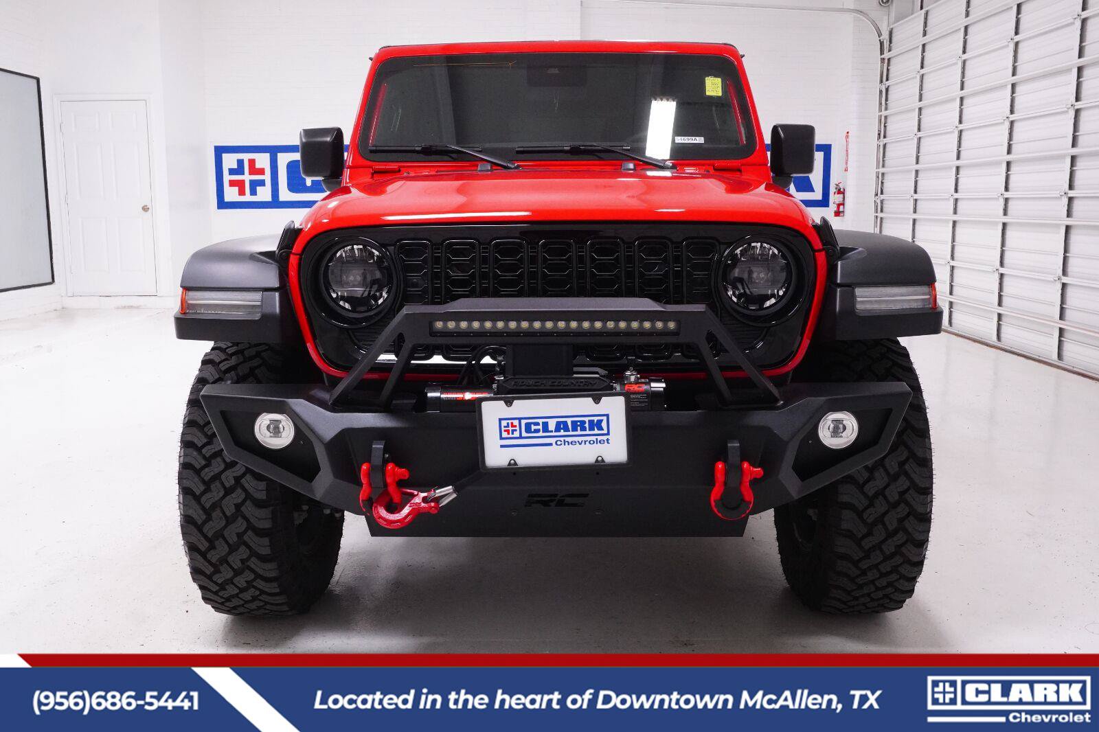 Used 2025 Jeep Wrangler Unlimited Sport AWD/4WD image 2